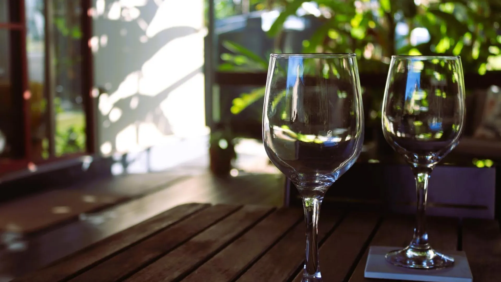 Pet Friendly Cozy Cabin Woombye